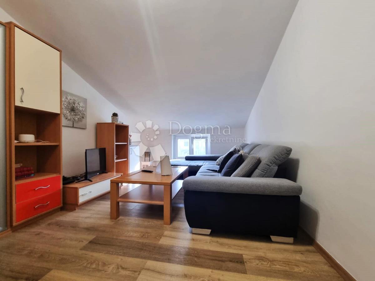 Hiša Busoler, Pula, 180m2