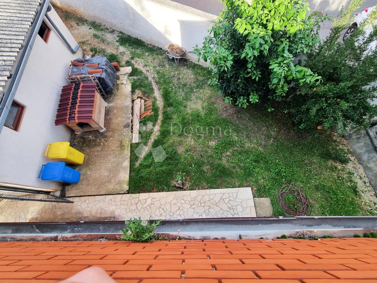 Hiša Busoler, Pula, 180m2