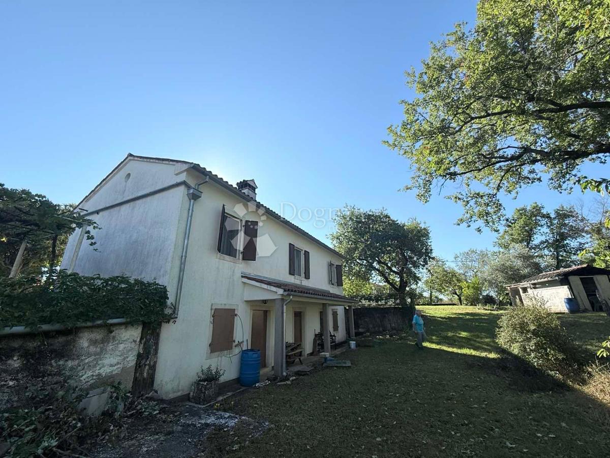 Hiša Labin, 160m2