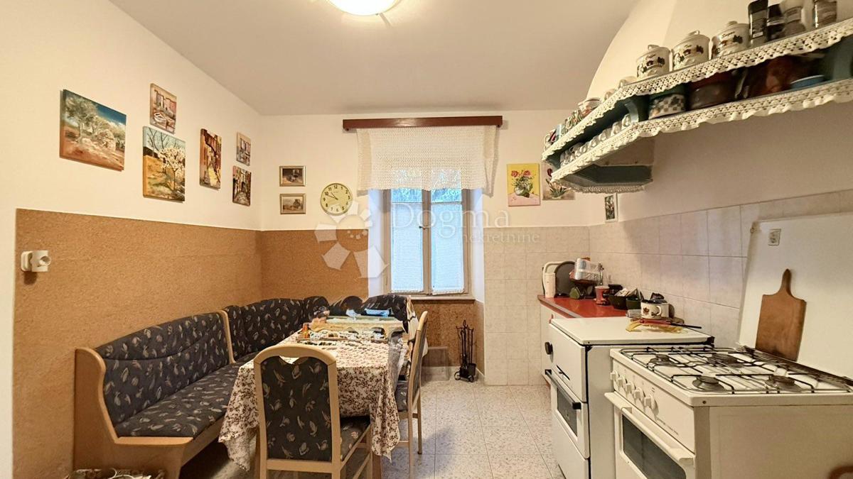 Hiša Labin, 160m2