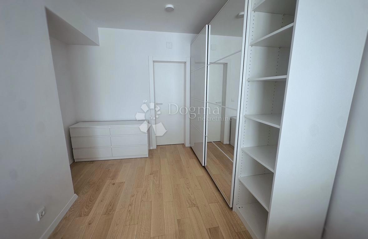 Stanovanje Martinovka, Trnje, 70m2