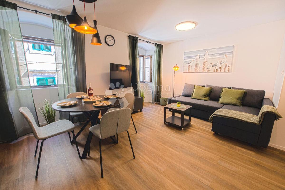 Stanovanje Centar, Rijeka, 93,50m2