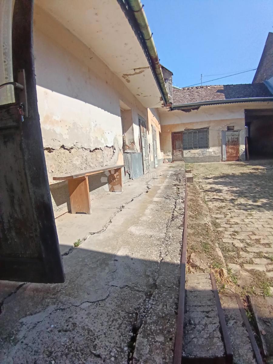 Hiša Darda, 1.150m2