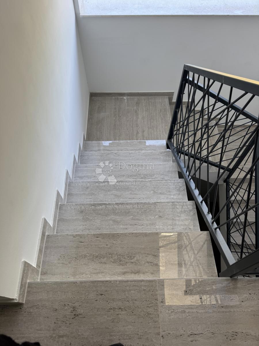 Stanovanje Belafuža, Zadar, 105m2