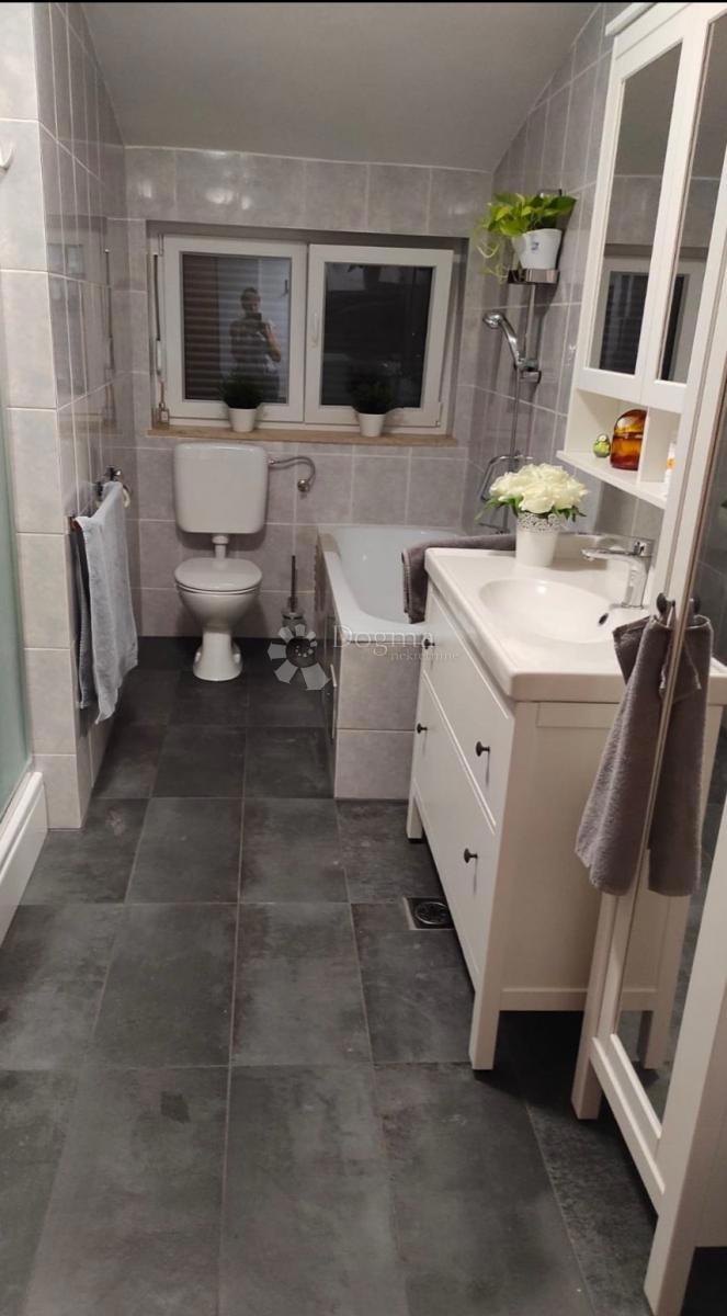 Apartma Novi Vinodolski, 66m2