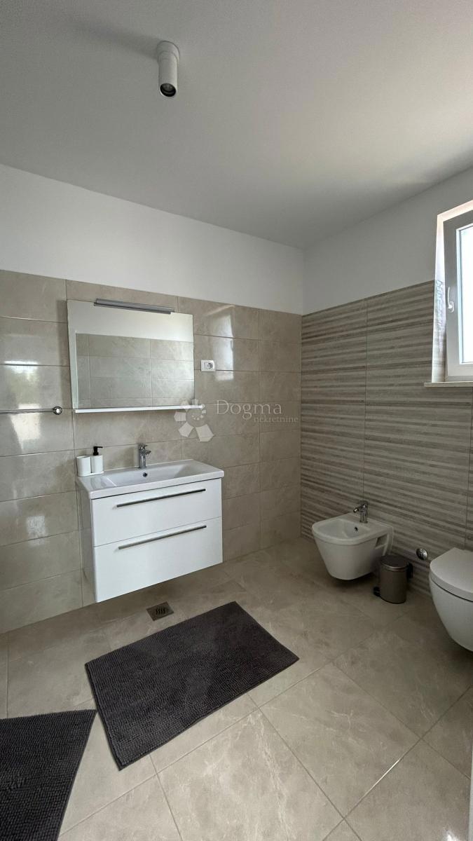 Hiša Vodnjan, 149,79m2