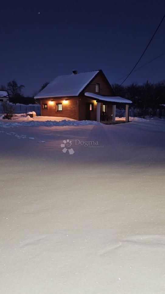 Hiša Studenci, Perušić, 90m2