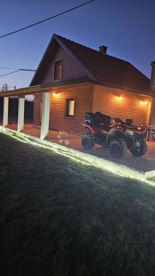 Hiša Studenci, Perušić, 90m2