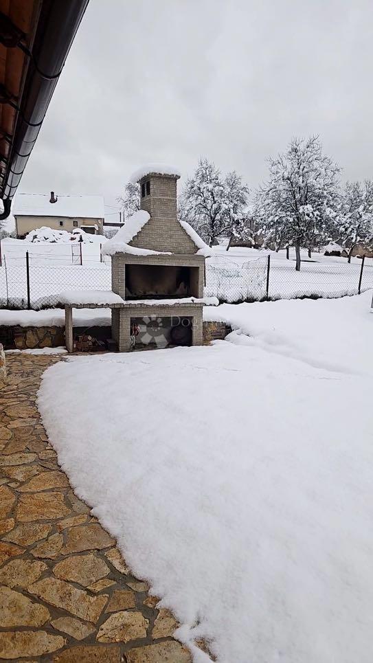 Hiša Studenci, Perušić, 90m2