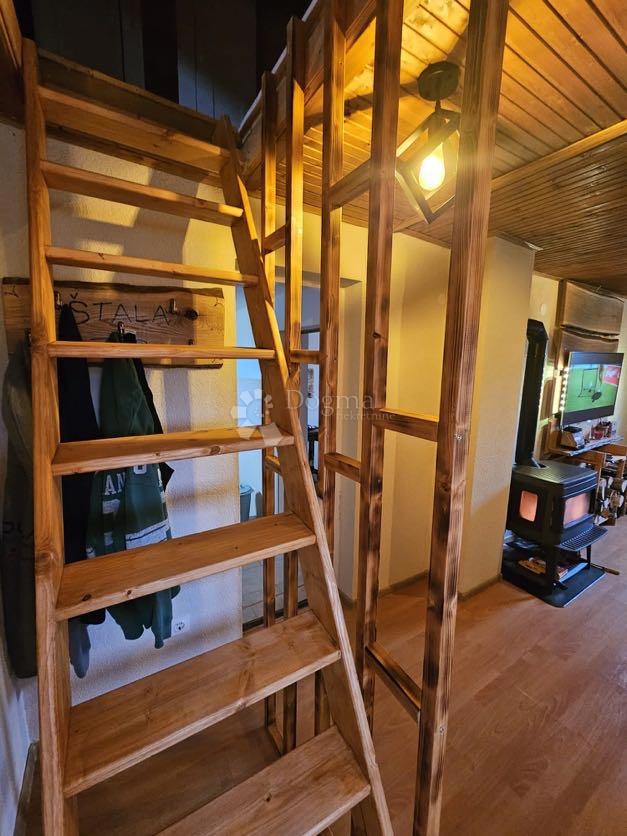 Hiša Studenci, Perušić, 90m2