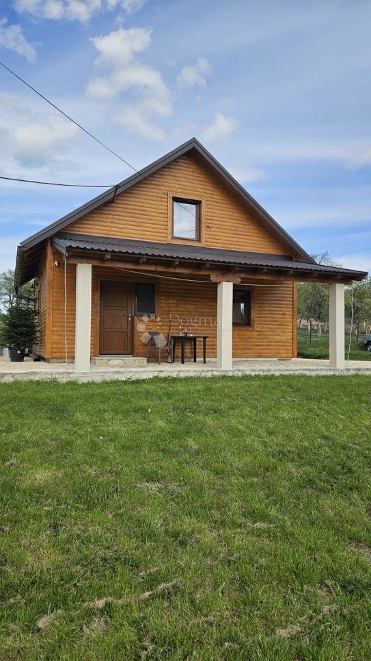 Hiša Studenci, Perušić, 90m2