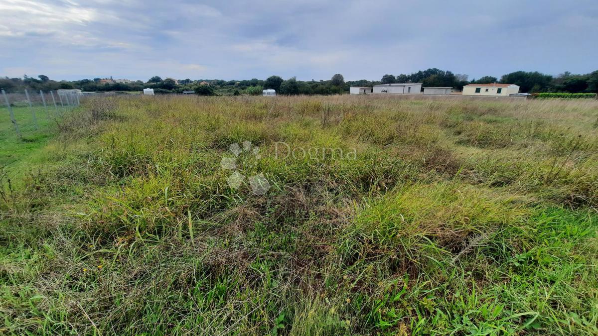 Kmetijsko zemljišče Jadreški, Ližnjan, 500m2