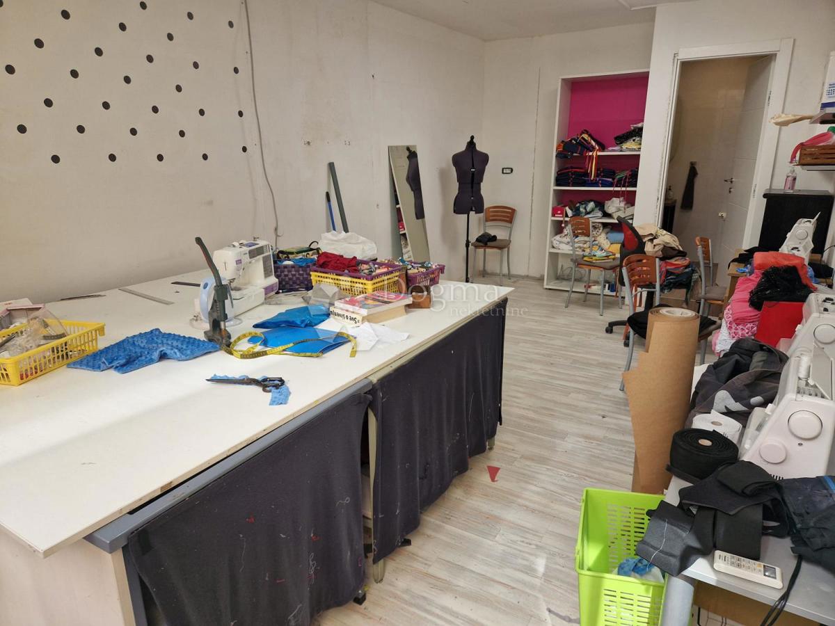 Poslovni prostor Mertojak, Split, 25,60m2