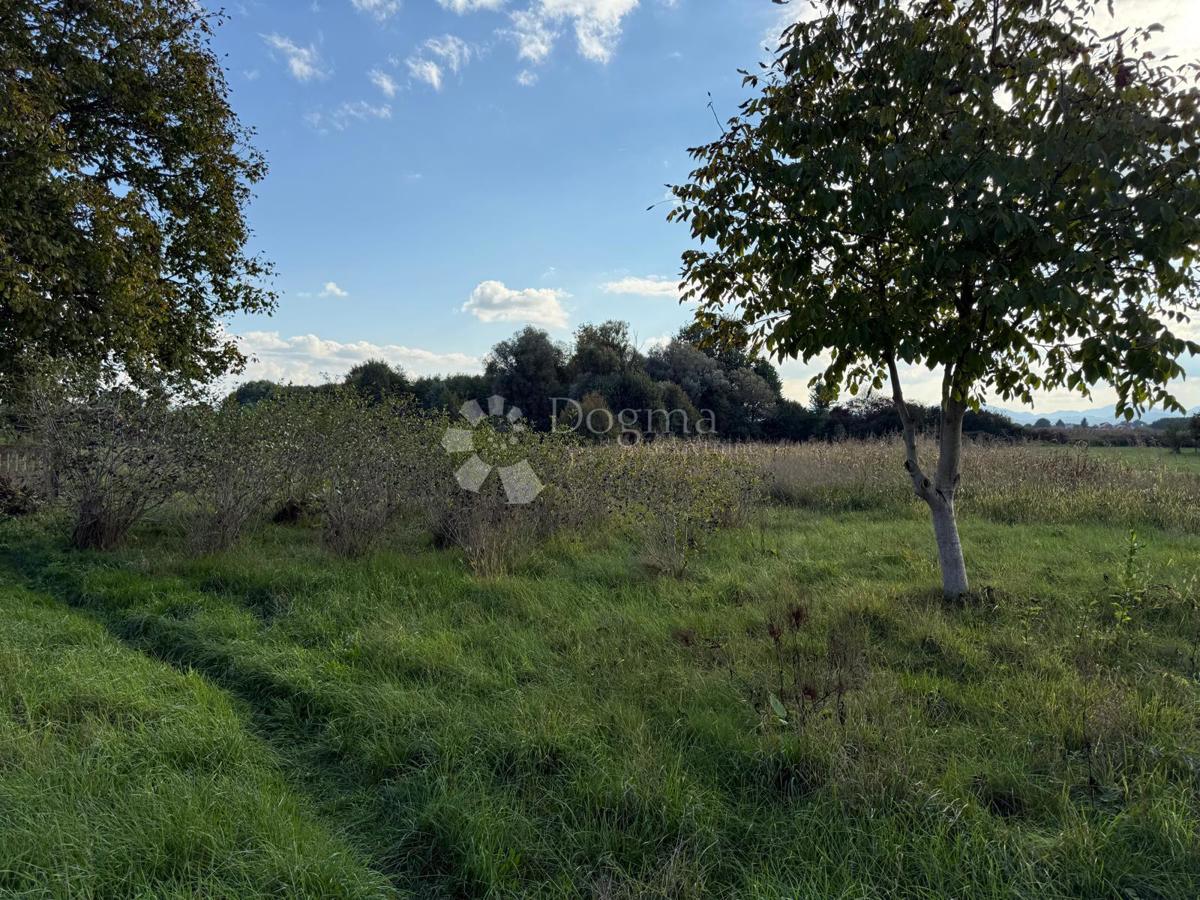 Zazidljivo zemljišče Donji Kućan, Varaždin - Okolica, 4.288m2