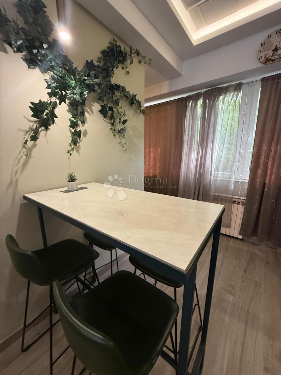 Poslovni prostor Kruge, Trnje, 68m2