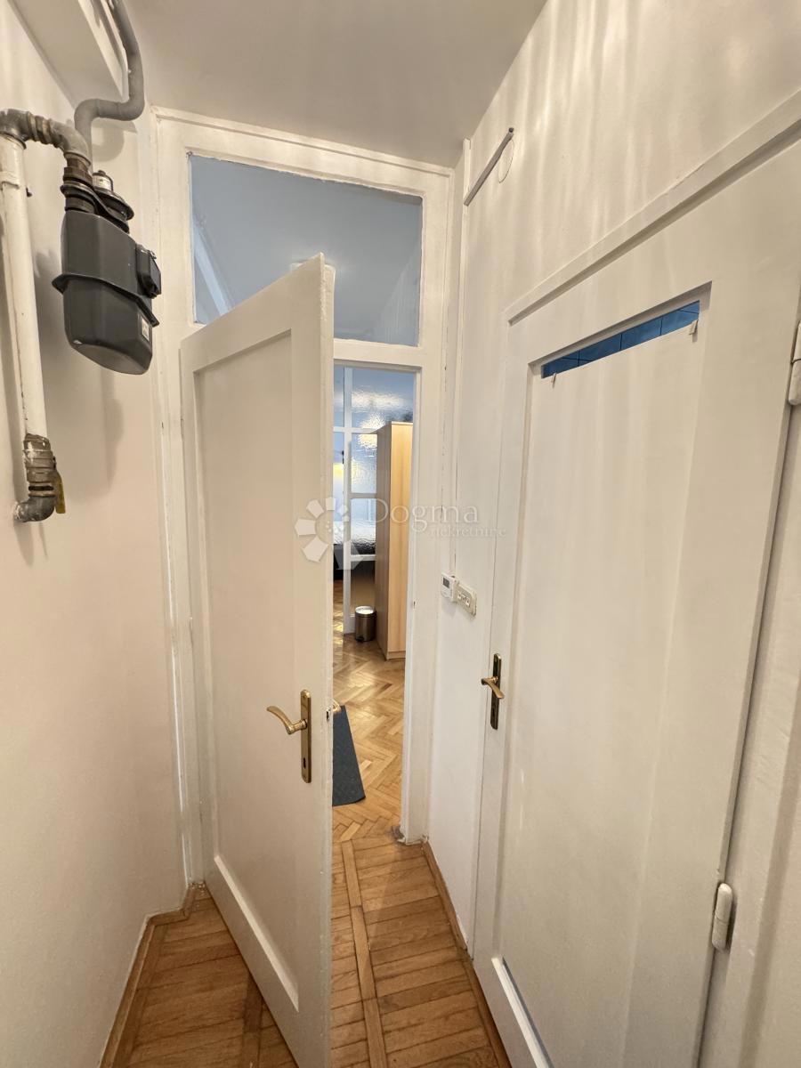 VRHUNSKA LOKACIJA - VRHUNSKA PRILOŽNOST 