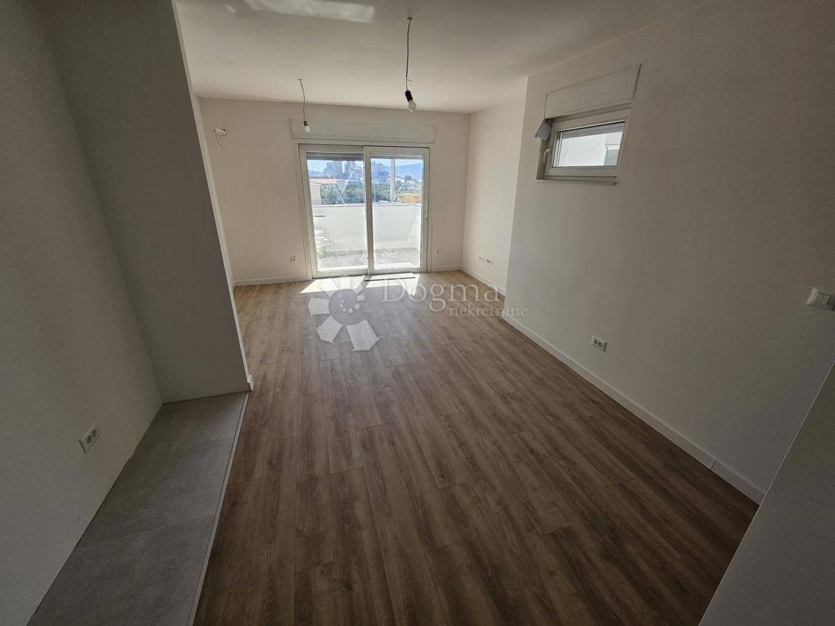 Stanovanje Kaštel Sućurac, Kaštela, 59m2