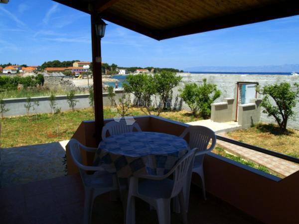 Hiša Ugljan, Preko, 92m2