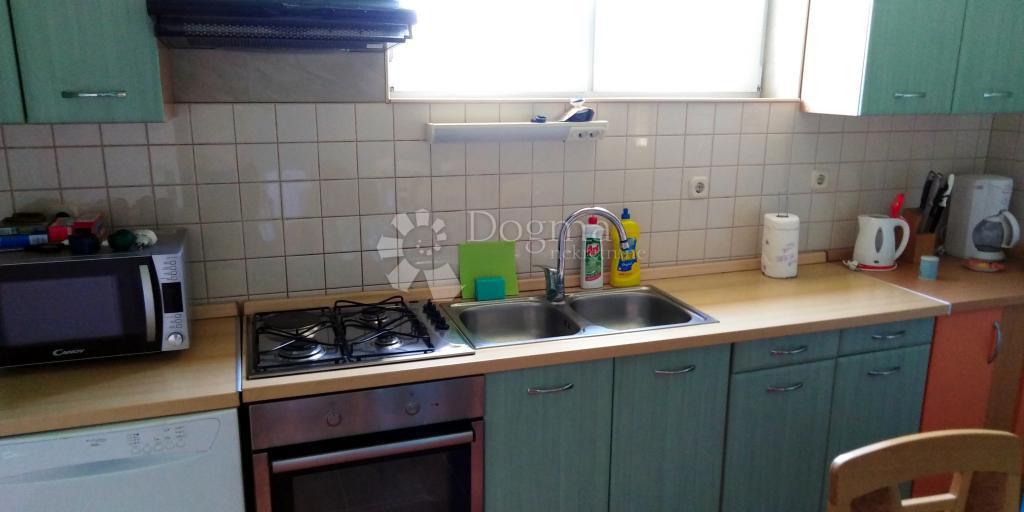 Hiša Ugljan, Preko, 92m2