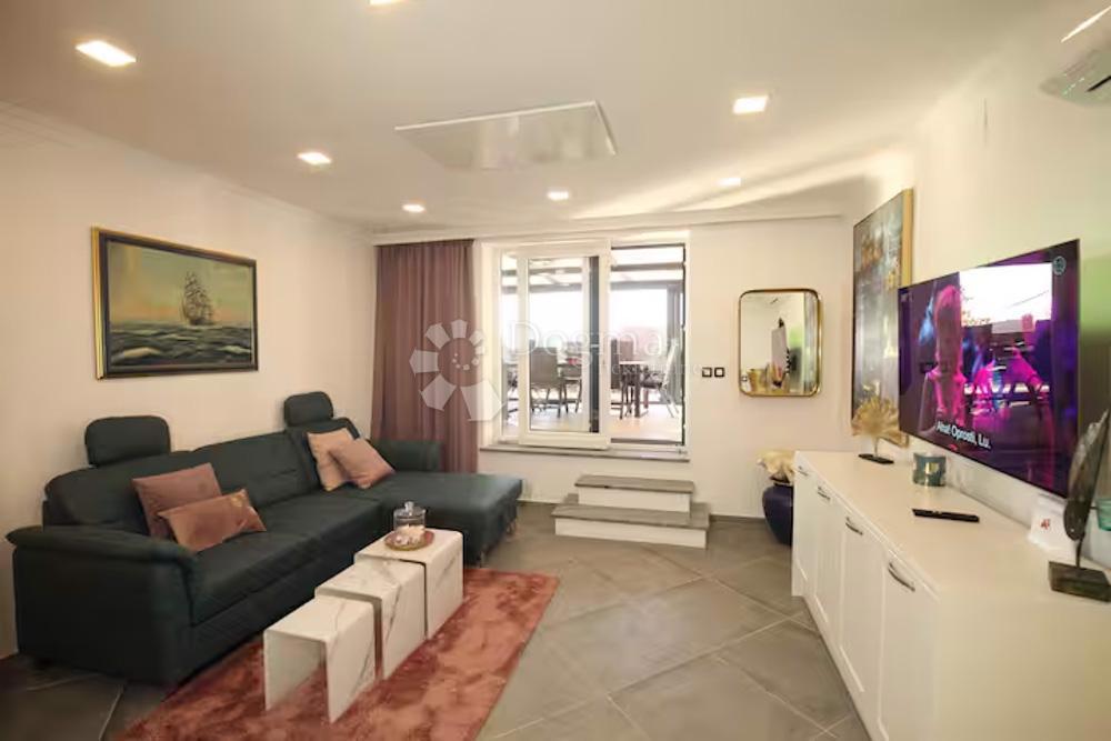 Stanovanje Crnica, Šibenik, 143m2