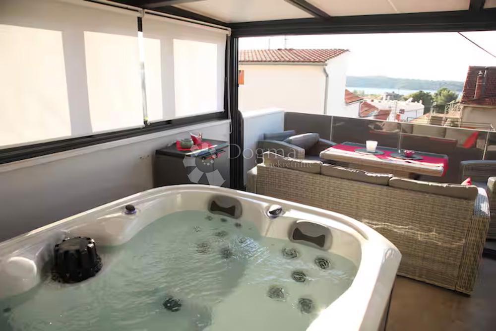 Stanovanje Crnica, Šibenik, 143m2