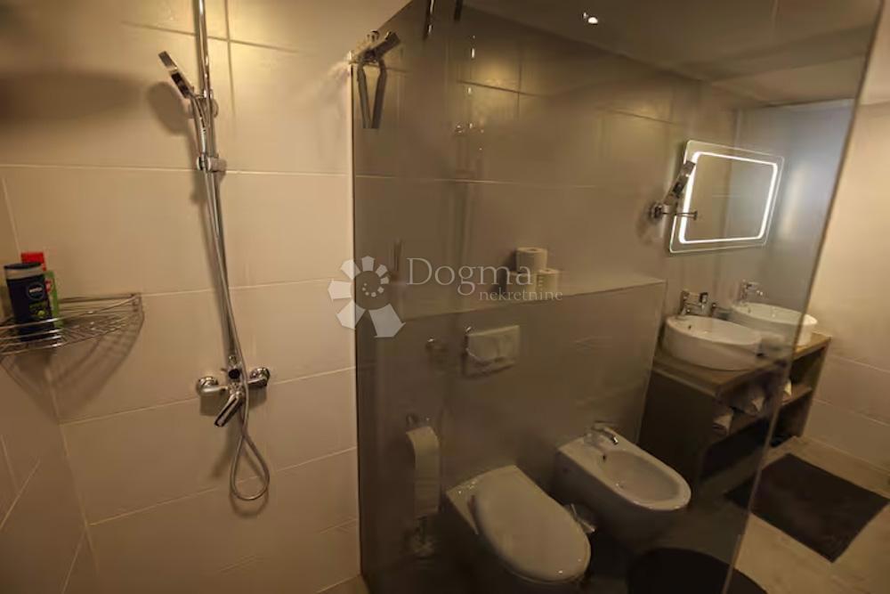 Stanovanje Crnica, Šibenik, 143m2