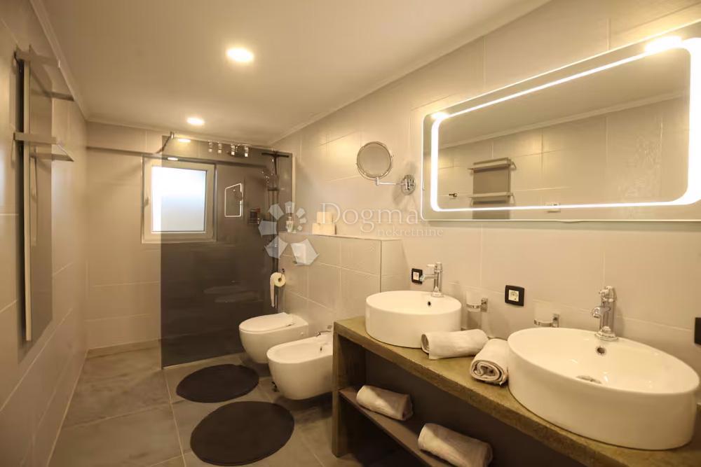 Stanovanje Crnica, Šibenik, 143m2