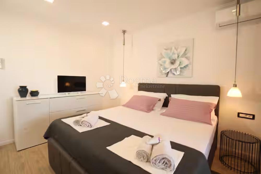 Stanovanje Crnica, Šibenik, 143m2