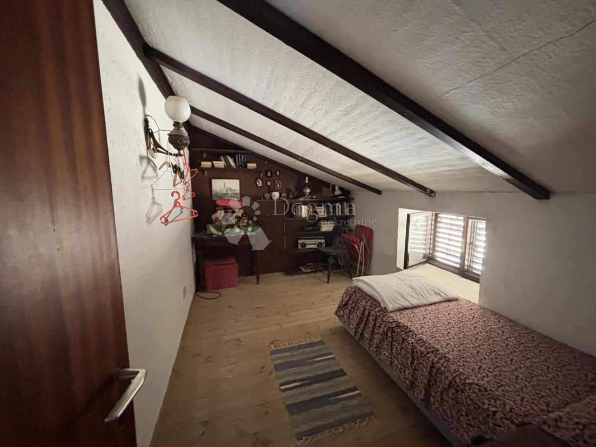 Hiša Valun, Cres, 105m2