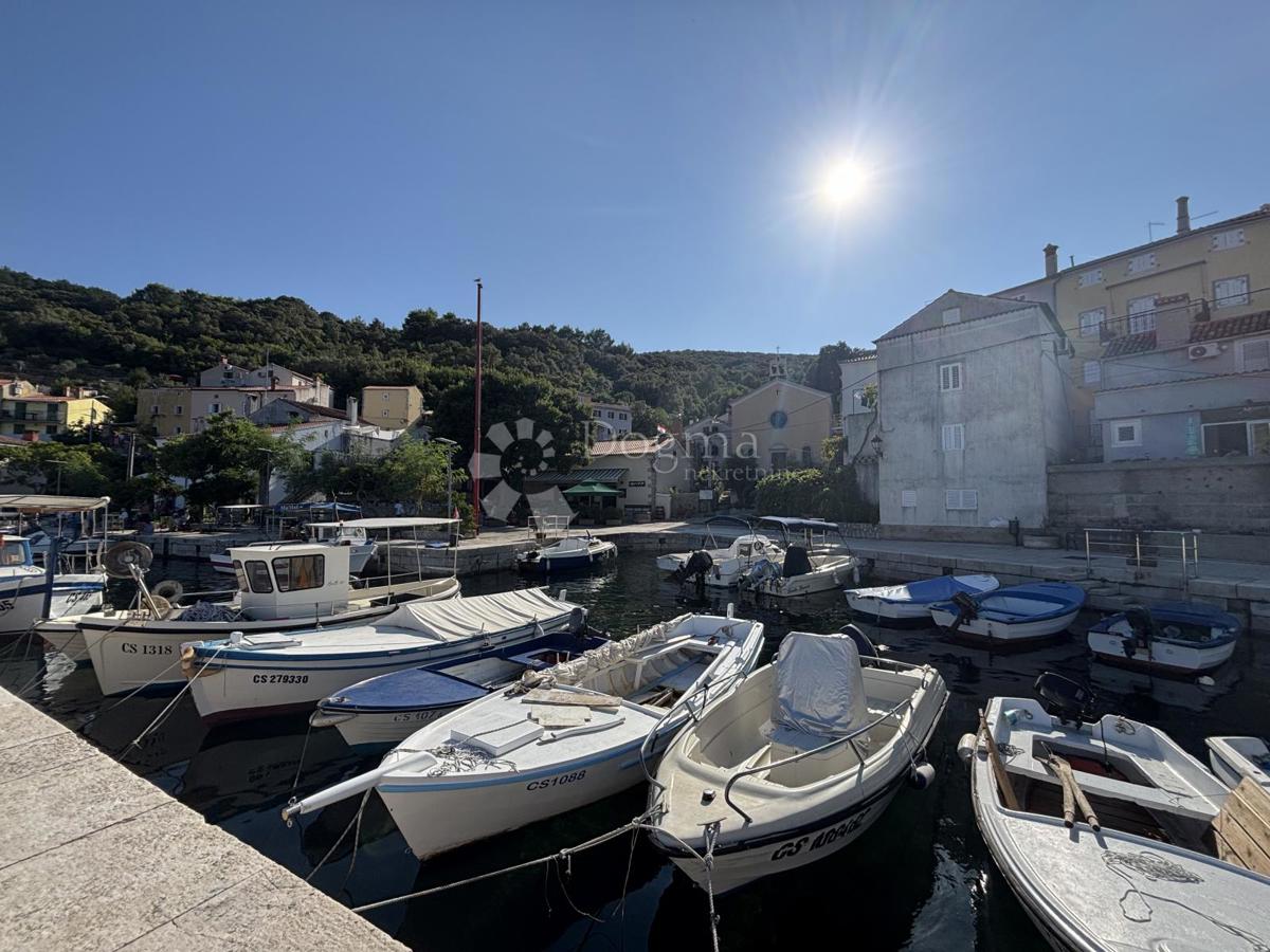 Hiša Valun, Cres, 105m2