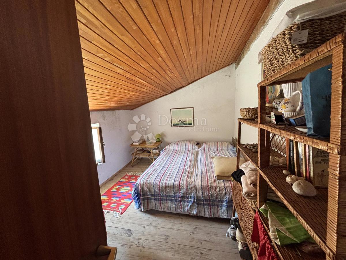 Hiša Valun, Cres, 105m2