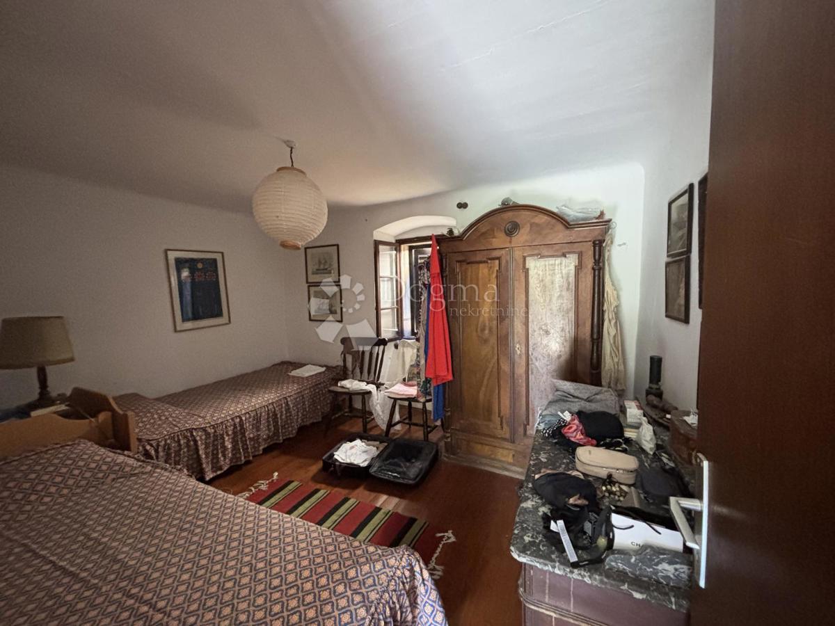 Hiša Valun, Cres, 105m2