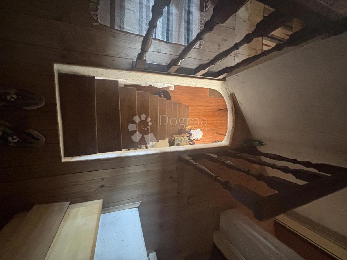 Hiša Valun, Cres, 105m2