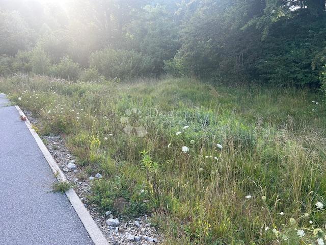 Zazidljivo zemljišče Fužine, 997m2