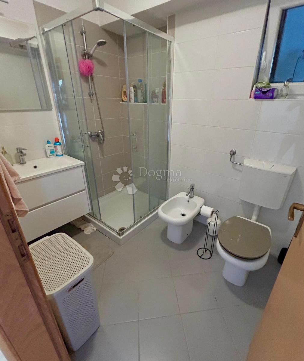 Stanovanje Raša, 48m2