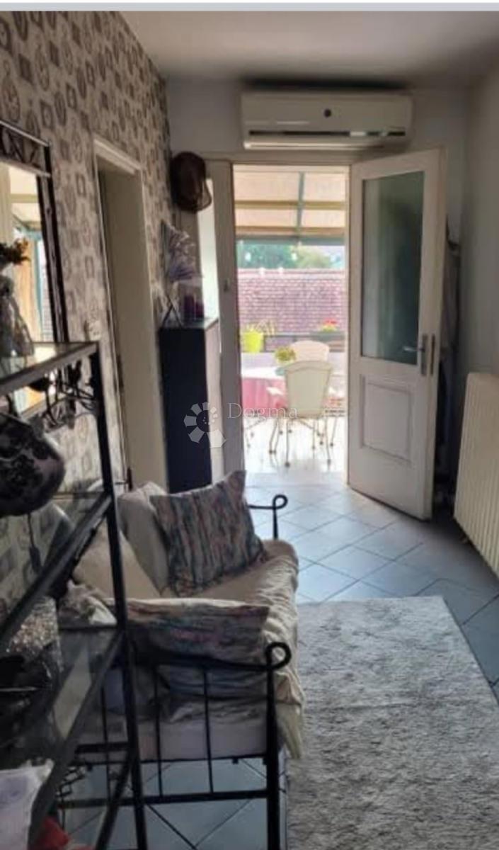 Hiša Gornji grad / Centar, Osijek, 210,99m2