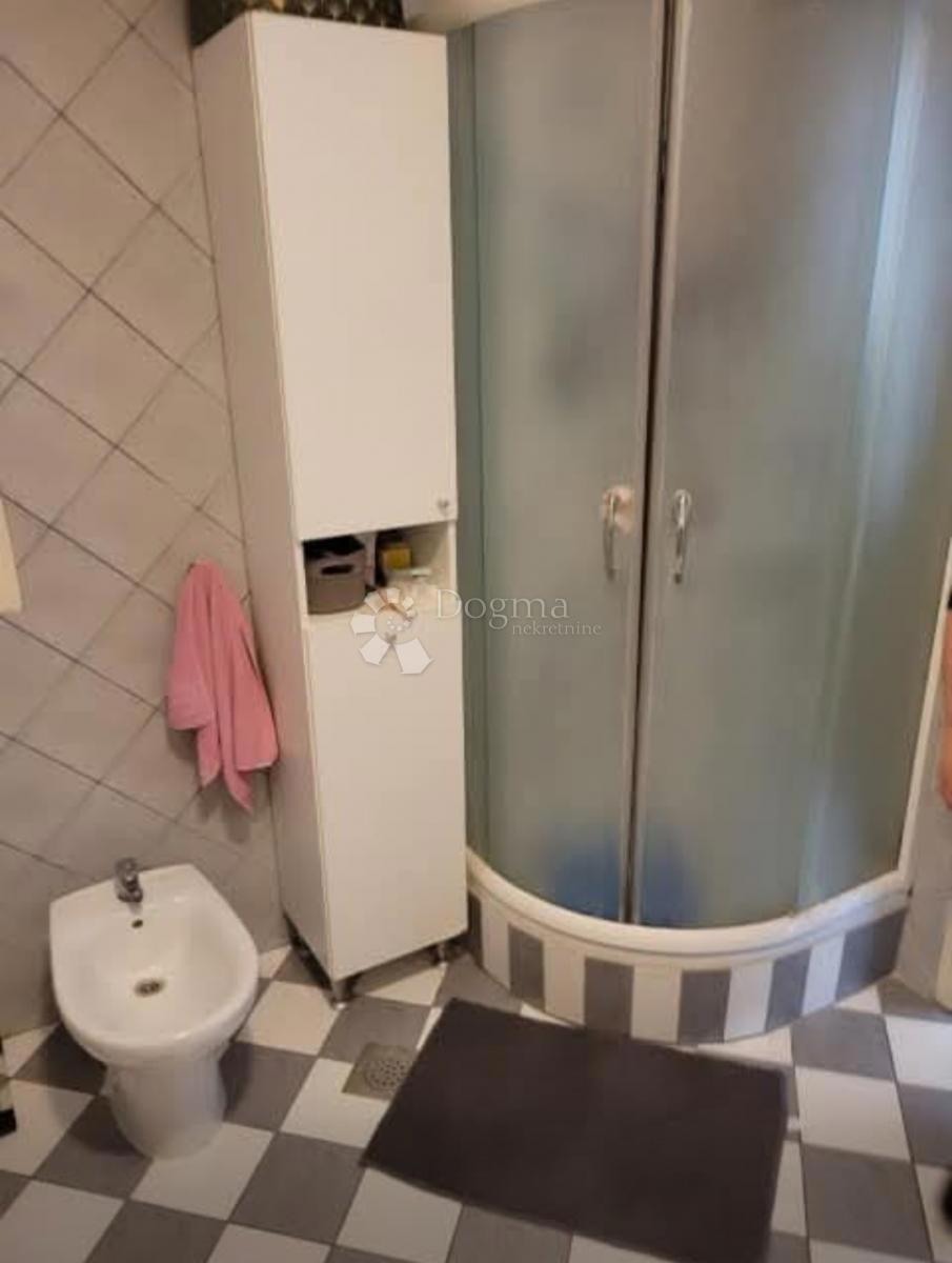 Hiša Gornji grad / Centar, Osijek, 210,99m2