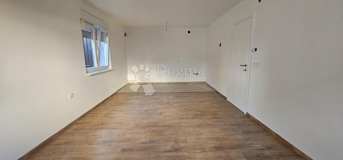 Hiša Brdovec, 165m2