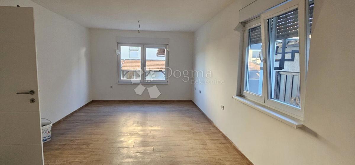 Hiša Brdovec, 165m2