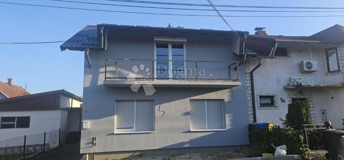 Hiša Brdovec, 165m2