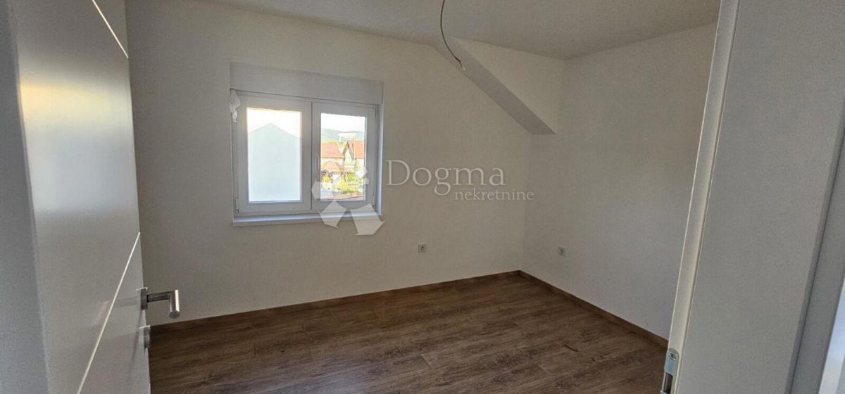 Hiša Brdovec, 165m2