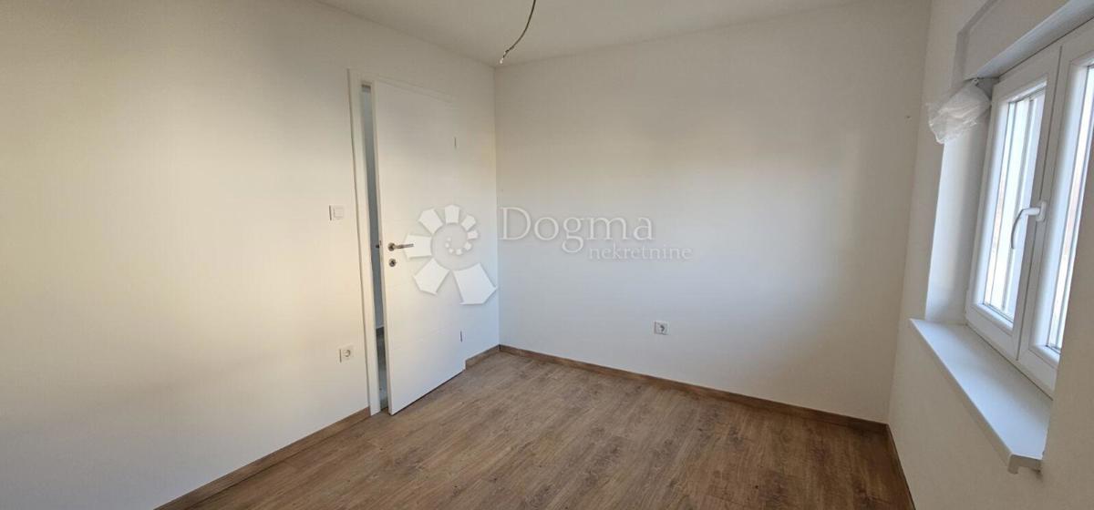 Hiša Brdovec, 165m2