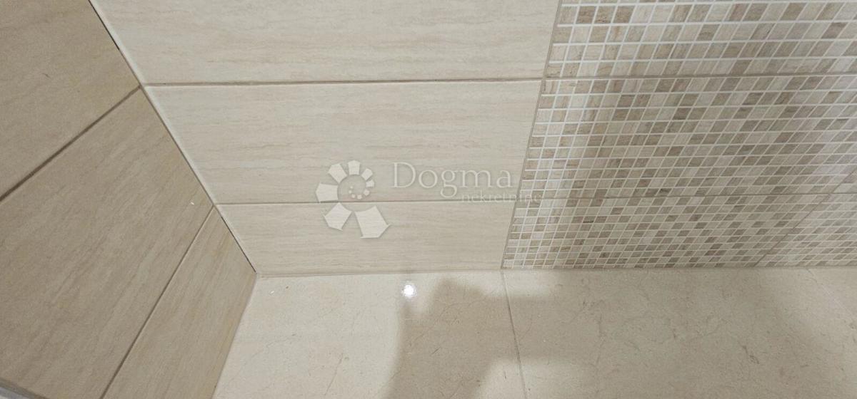 Hiša Brdovec, 165m2