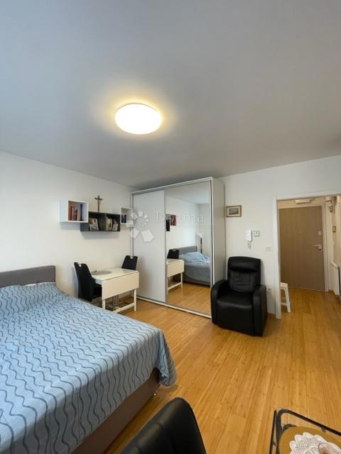 Stanovanje Črnomerec, 30,64m2