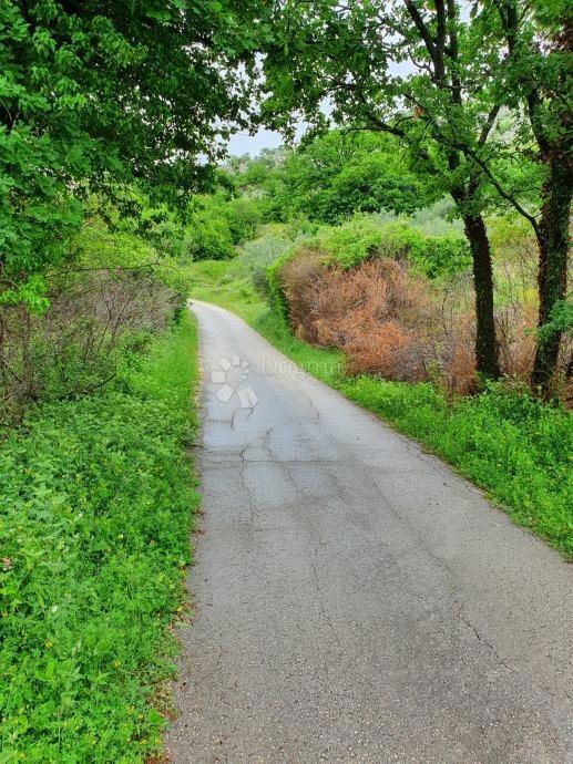 Zazidljivo zemljišče Katuni, Šestanovac, 920m2