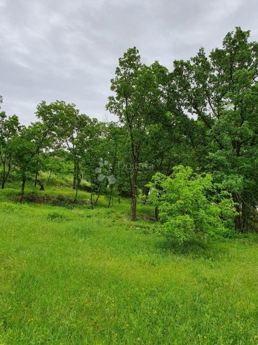 Zazidljivo zemljišče Katuni, Šestanovac, 920m2