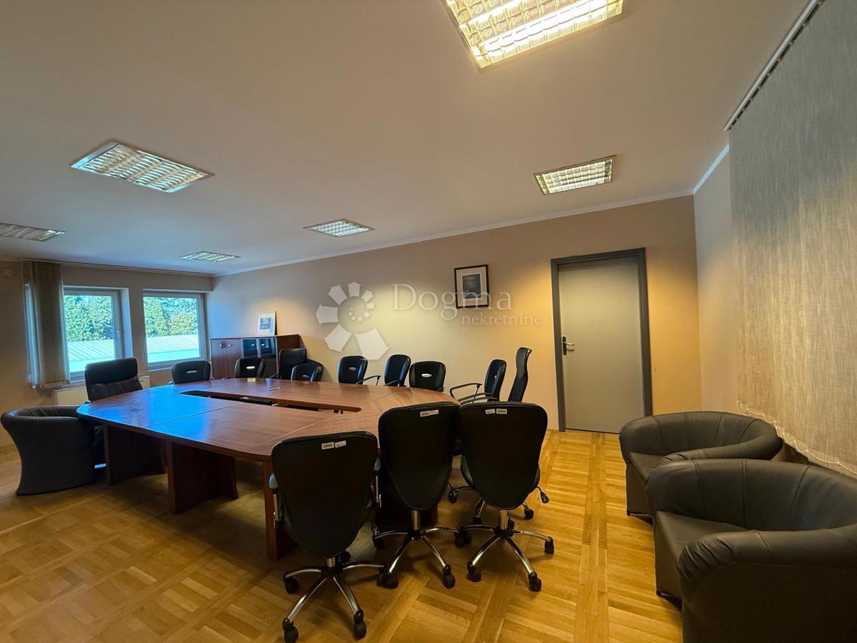 Poslovni prostor Centar, Varaždin, 260m2