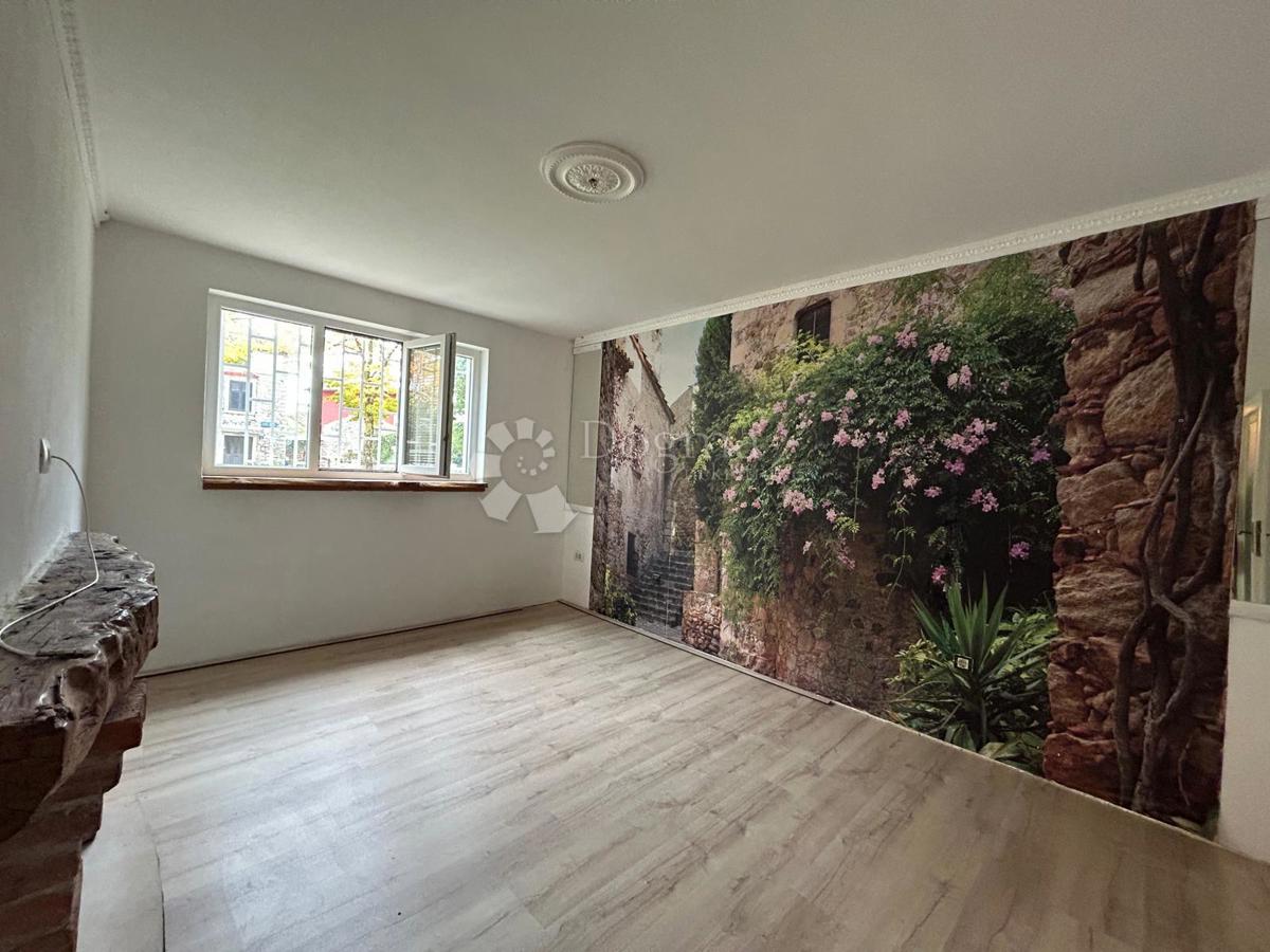 Prenovljeno stanovanje v središču Umaga