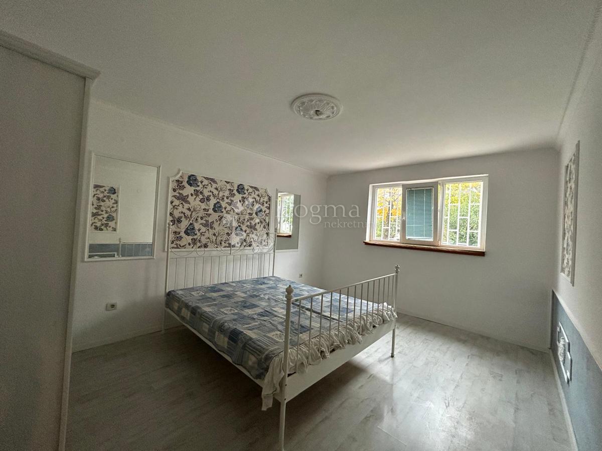 Prenovljeno stanovanje v središču Umaga