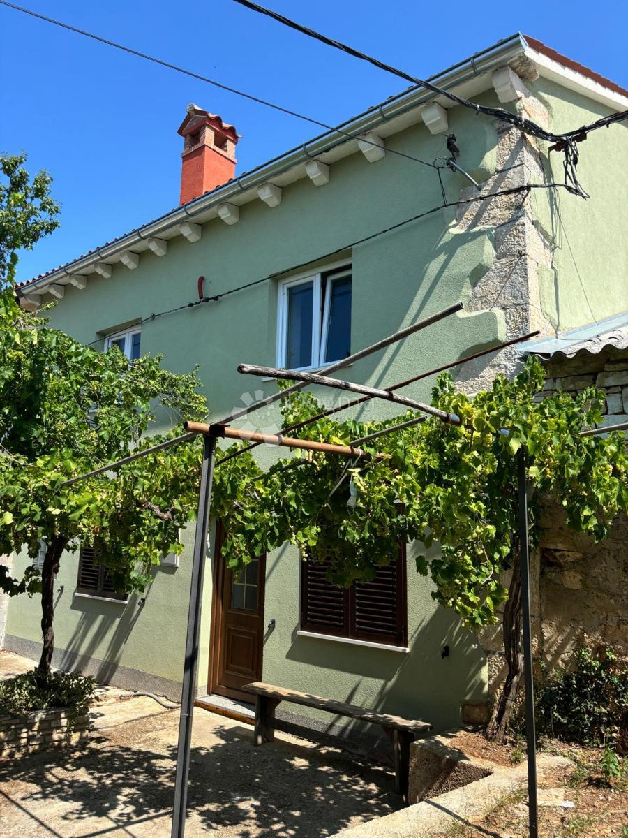 Hiša Bibići, Svetvinčenat, 160m2